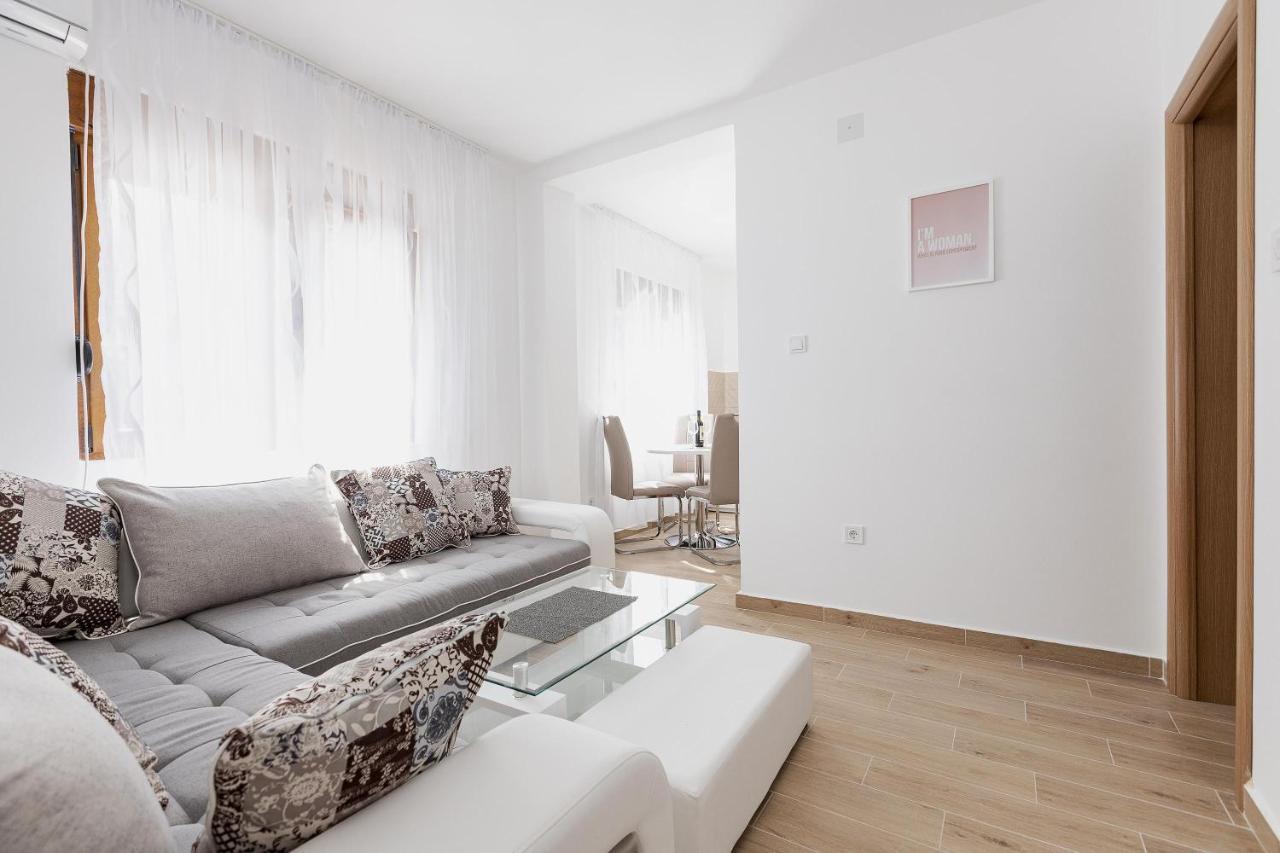 Muo Sea Front Apartments קוטור מראה חיצוני תמונה