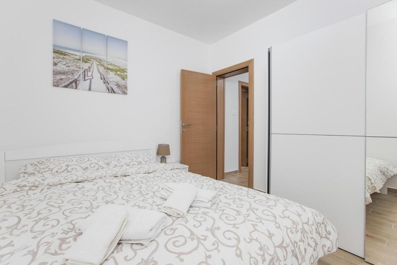 Muo Sea Front Apartments קוטור מראה חיצוני תמונה